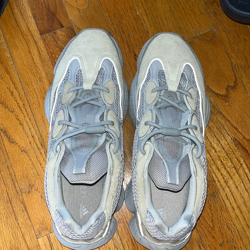 Yeezy gray sneakers men’s size 13 like new